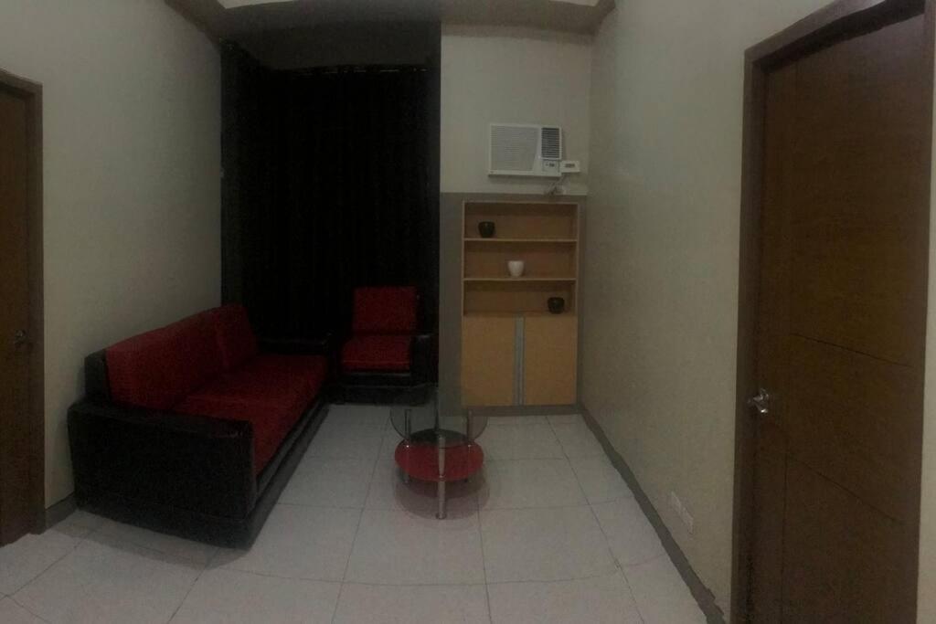 Lovely 2 Bed Room Condo Infront Of Naia Terminal 3 Manila Dış mekan fotoğraf