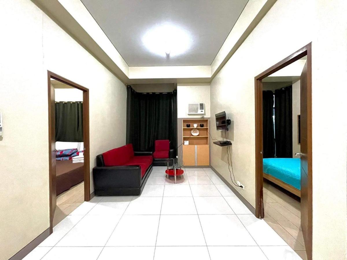 Lovely 2 Bed Room Condo Infront Of Naia Terminal 3 Manila Dış mekan fotoğraf