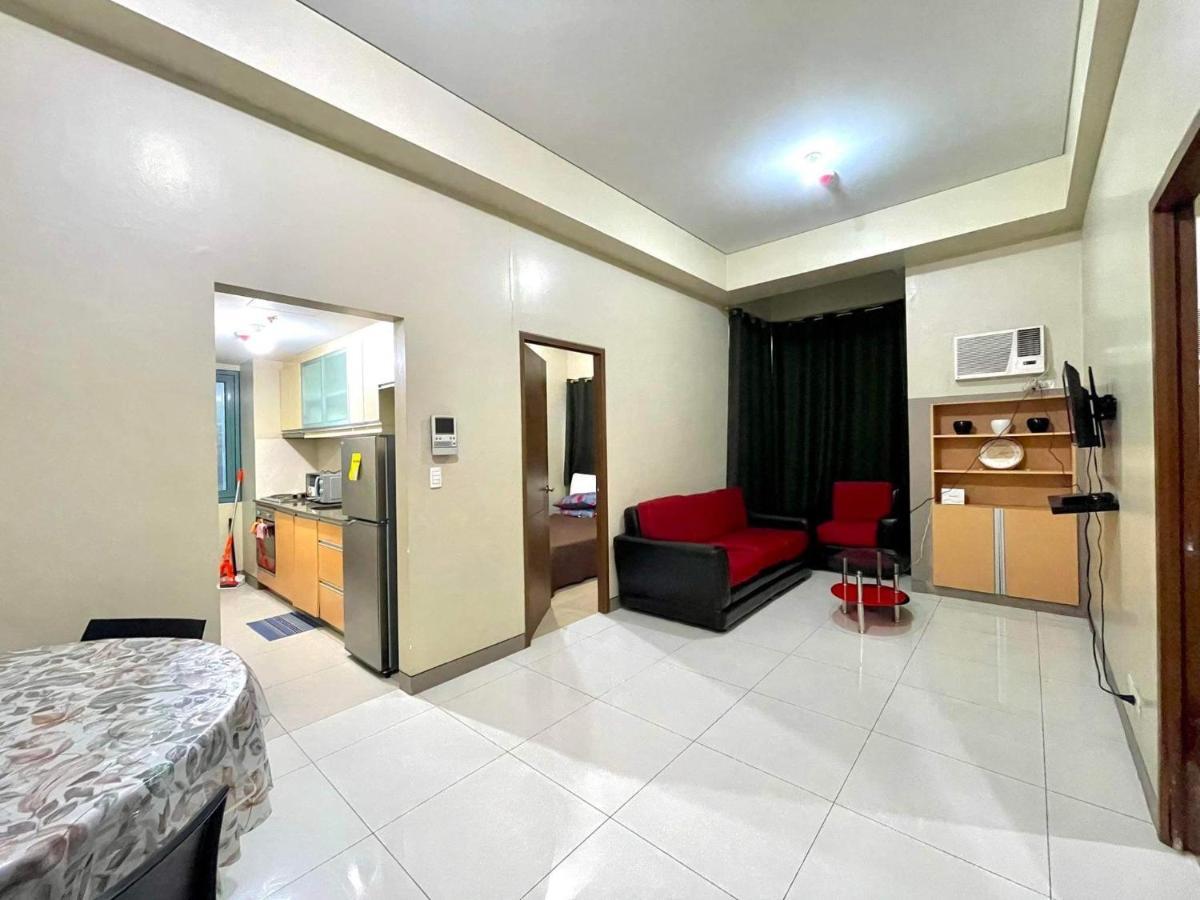 Lovely 2 Bed Room Condo Infront Of Naia Terminal 3 Manila Dış mekan fotoğraf