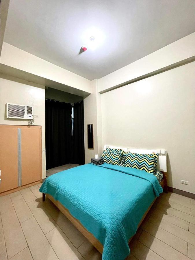 Lovely 2 Bed Room Condo Infront Of Naia Terminal 3 Manila Dış mekan fotoğraf