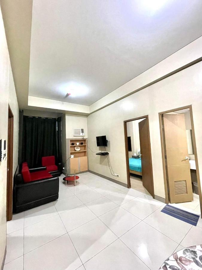 Lovely 2 Bed Room Condo Infront Of Naia Terminal 3 Manila Dış mekan fotoğraf